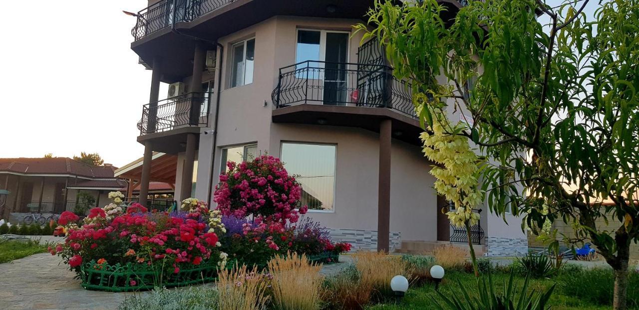 Black Sea Pearl Complex 1 Guest house *