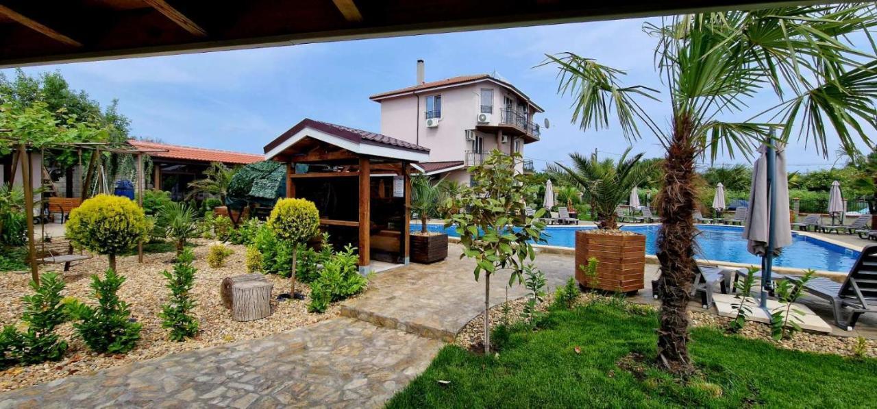 Black Sea Pearl Complex 1 Guest house