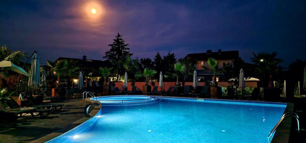 Black Sea Pearl Complex 1 *